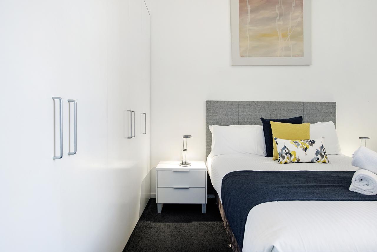 Aparthotel Ultiqa Little Collins Melbourne