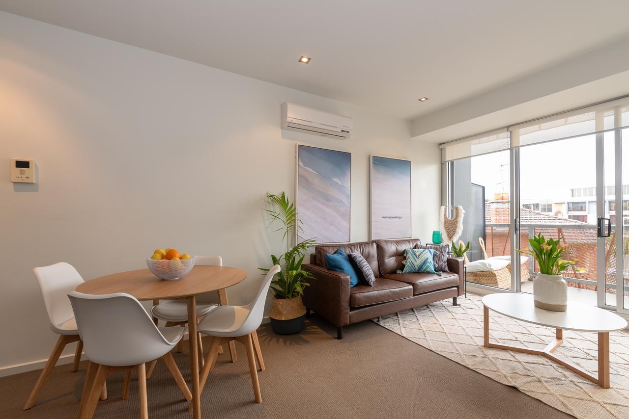 Apartment Sweet Homestays *