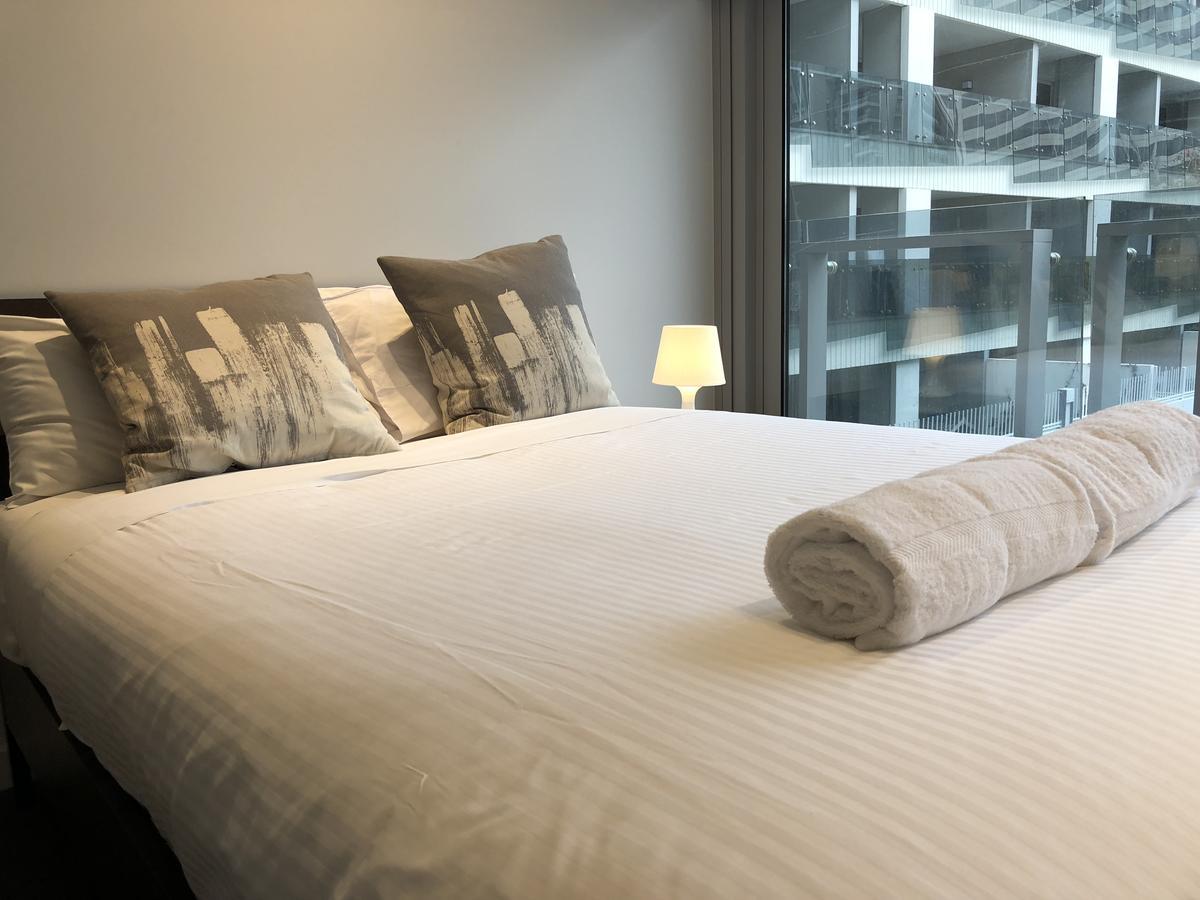Pride Fawkner St Kilda Rd With Gym & Pool