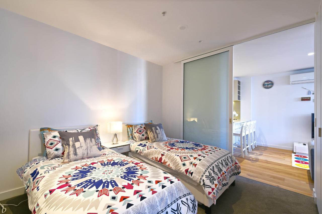 The Fifth Apartment