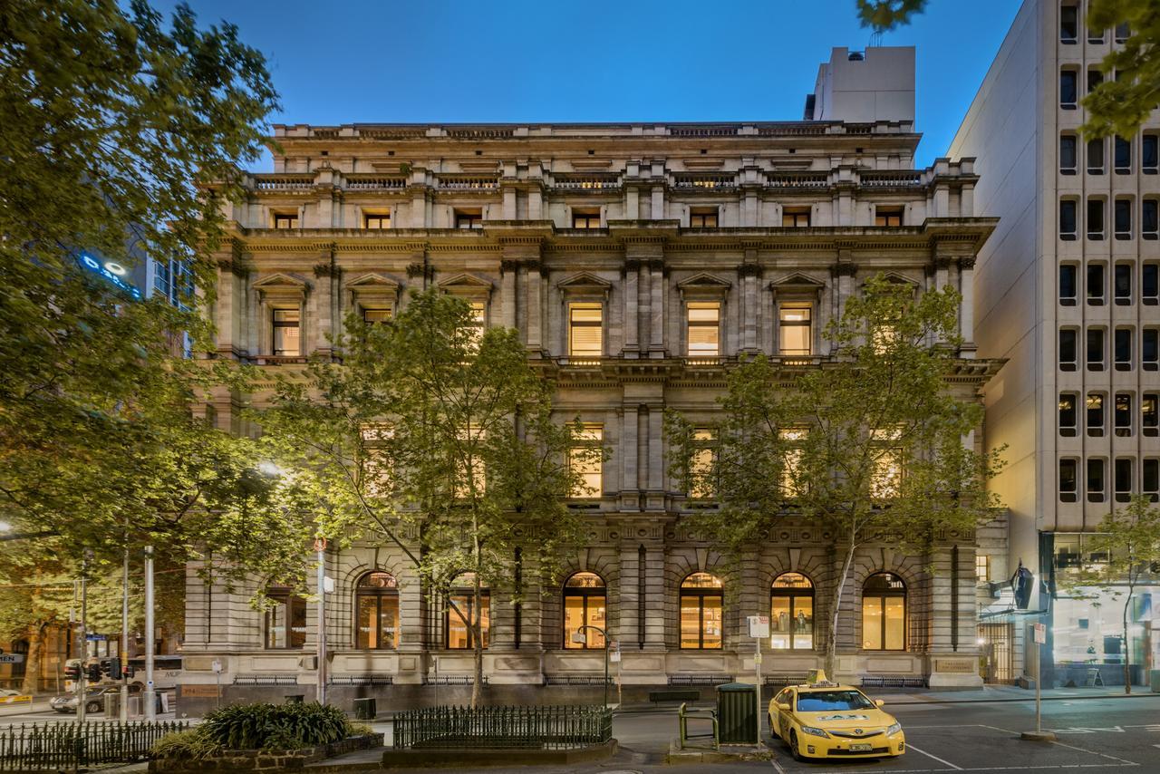 Hotel Treasury On Collins