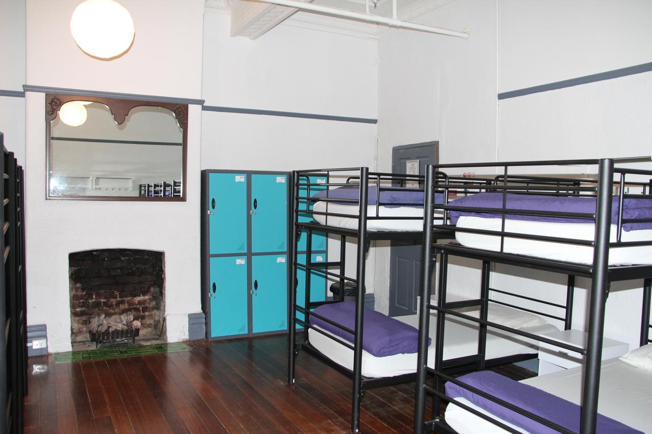 Nations Backpackers - Melbourne
