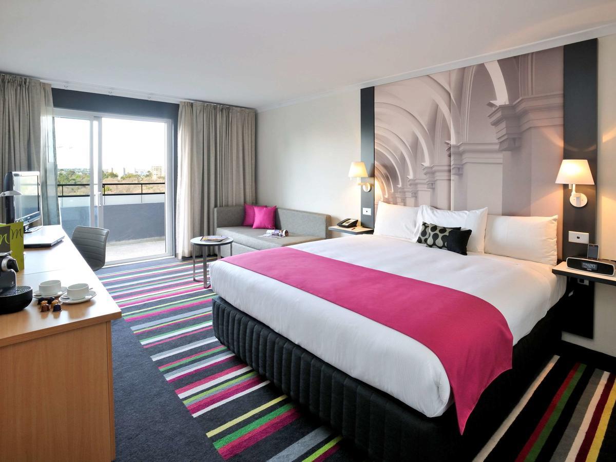 Mercure Treasury Gardens 4*