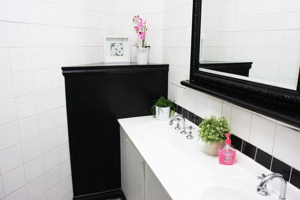 Ozihouse Collingwood Melbourne
