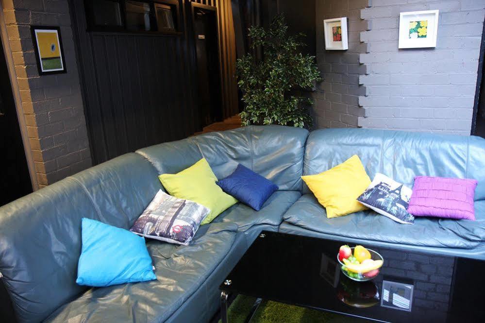 Ozihouse Collingwood * Melbourne