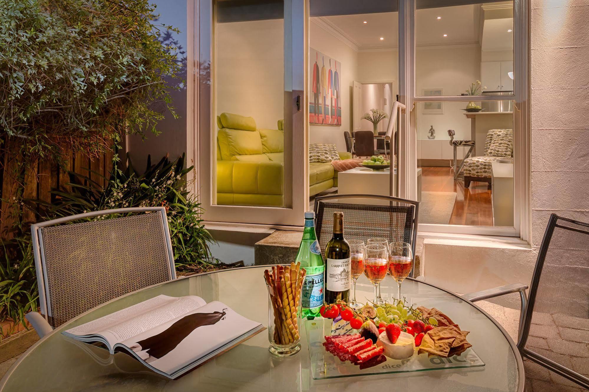 Birches Townhouse Apartment Melbourne