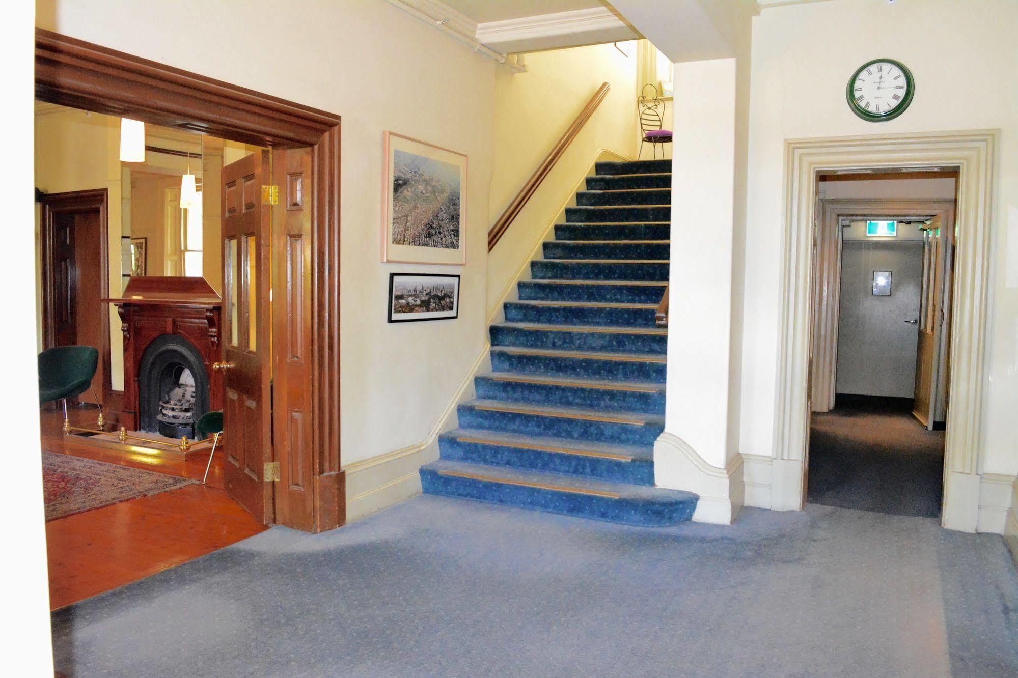 Hotel Richmond Hill 3*