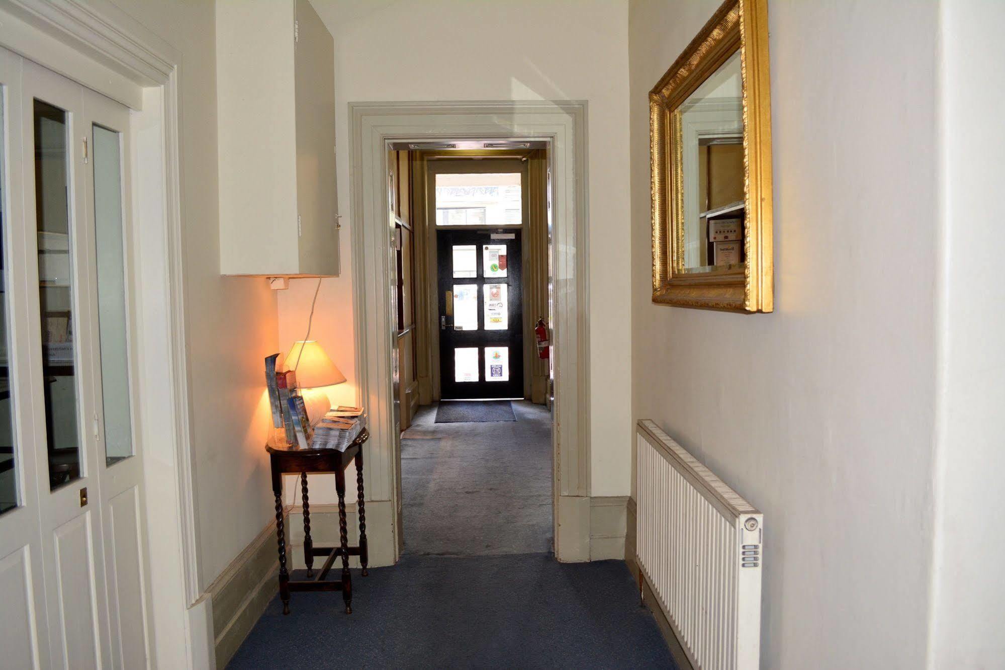 Richmond Hill Hotel 3*
