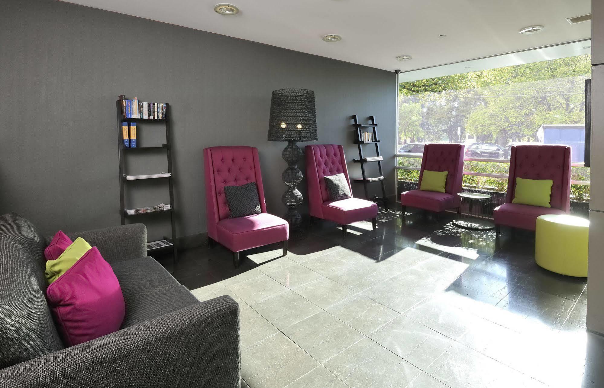 Mercure Treasury Gardens Hotel 4*