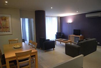 Aparthotel Quest Southbank 4*