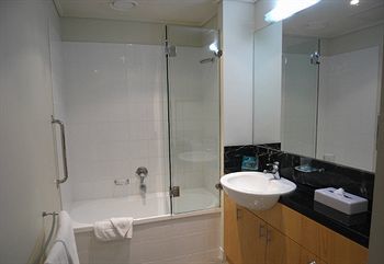 Aparthotel Quest Southbank 4*