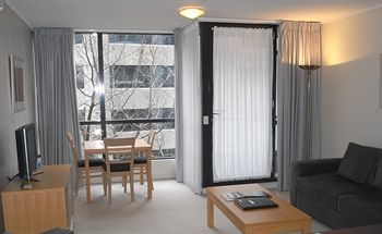 Quest Southbank Aparthotel