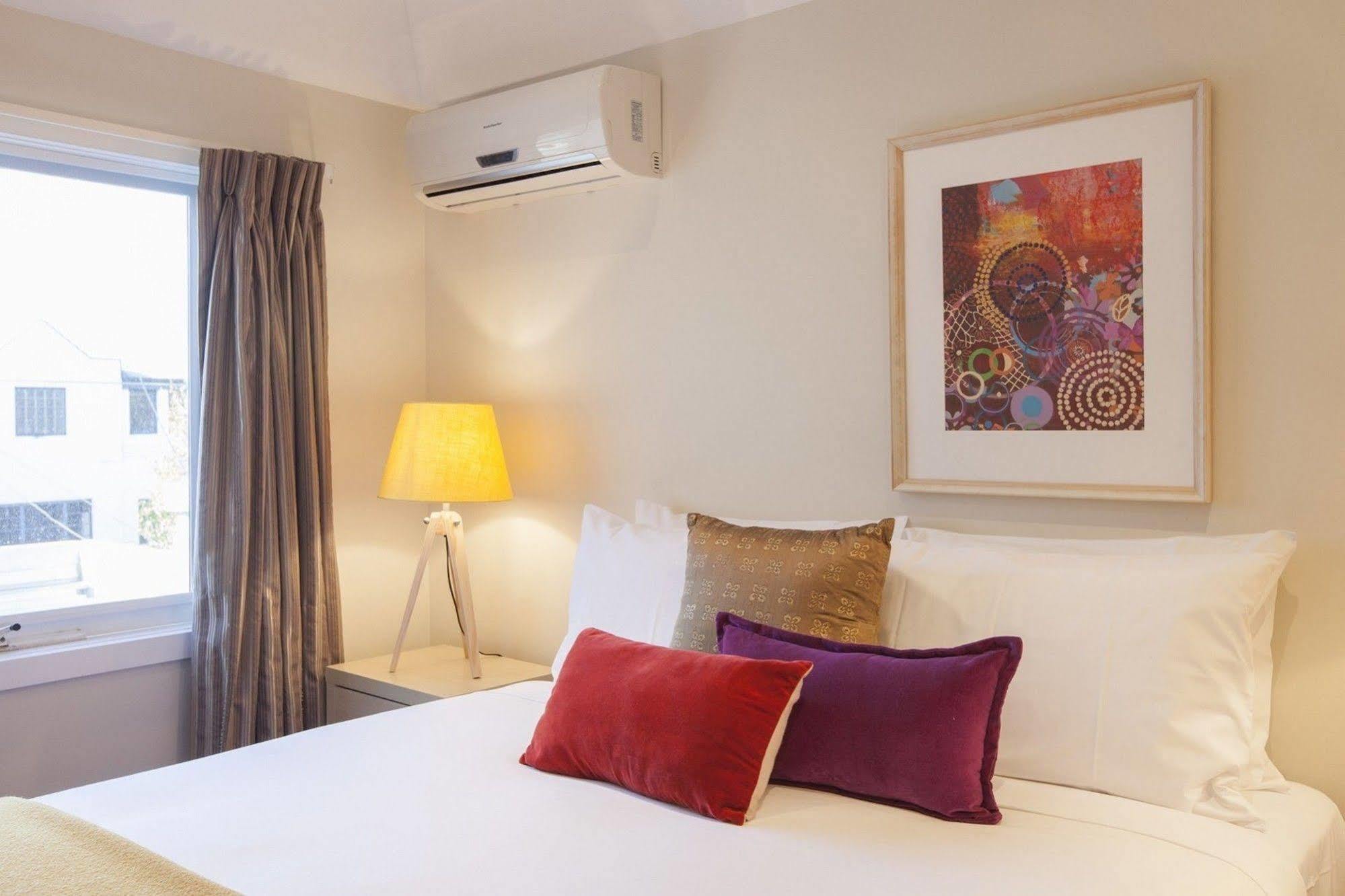 Boutique Stays - Roxys Place