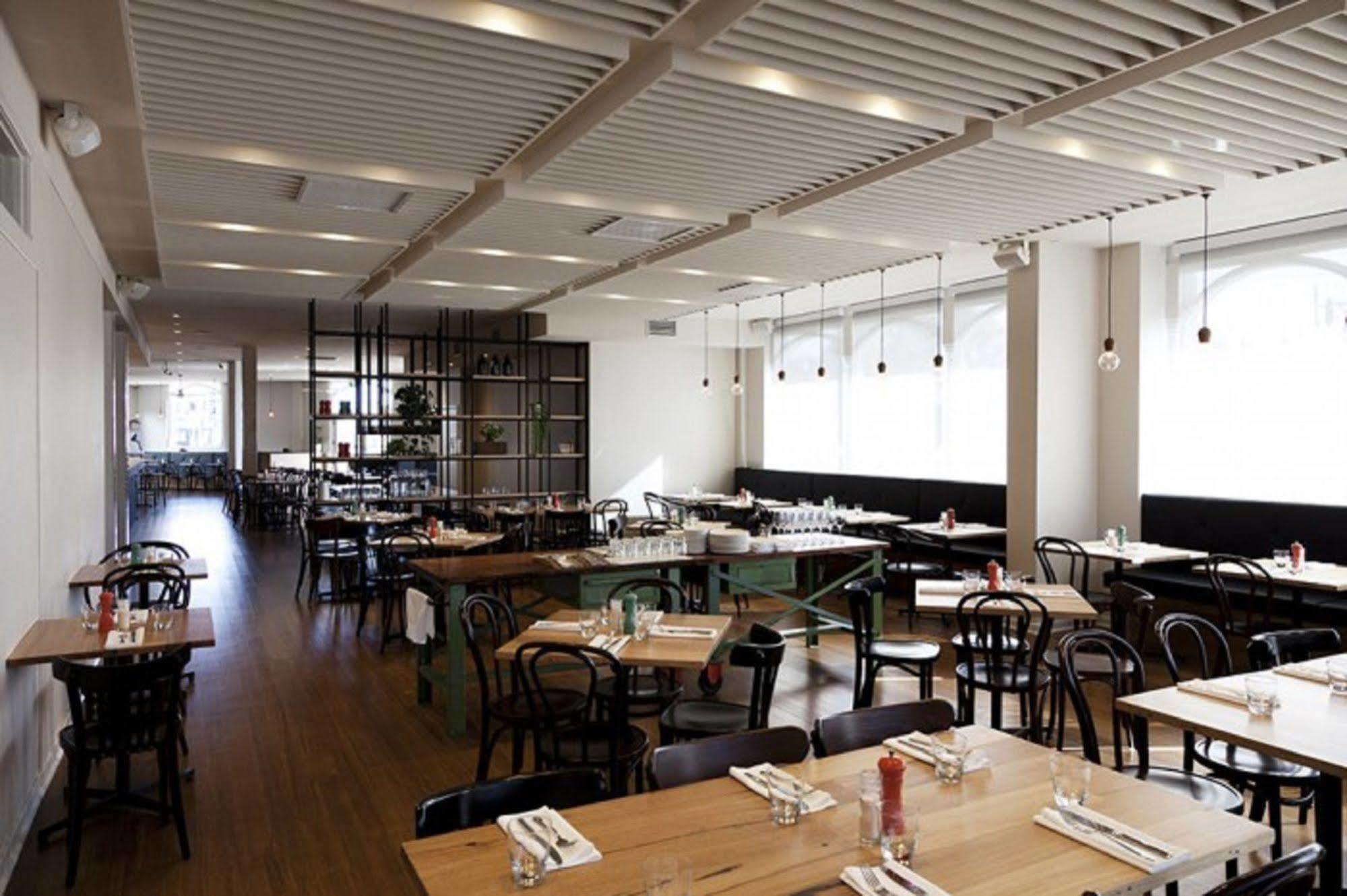 Hotel Plough