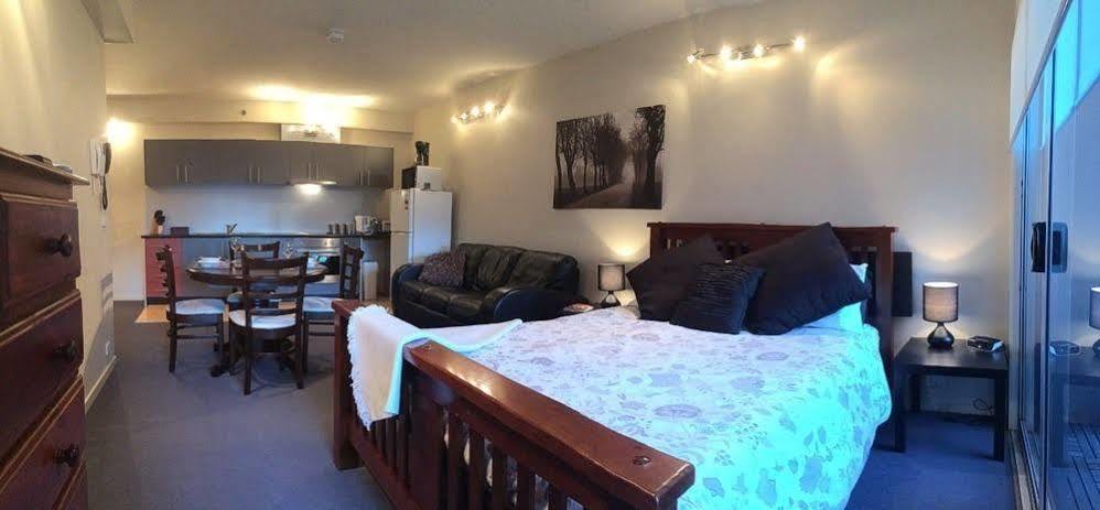City Point Suite *