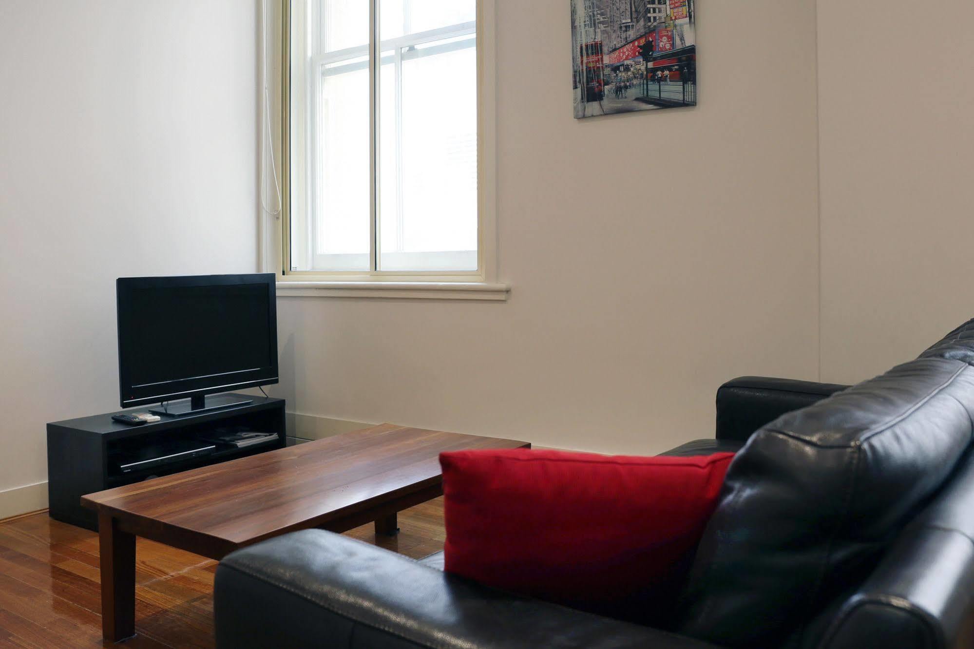 Flinders Lane Aparthotel