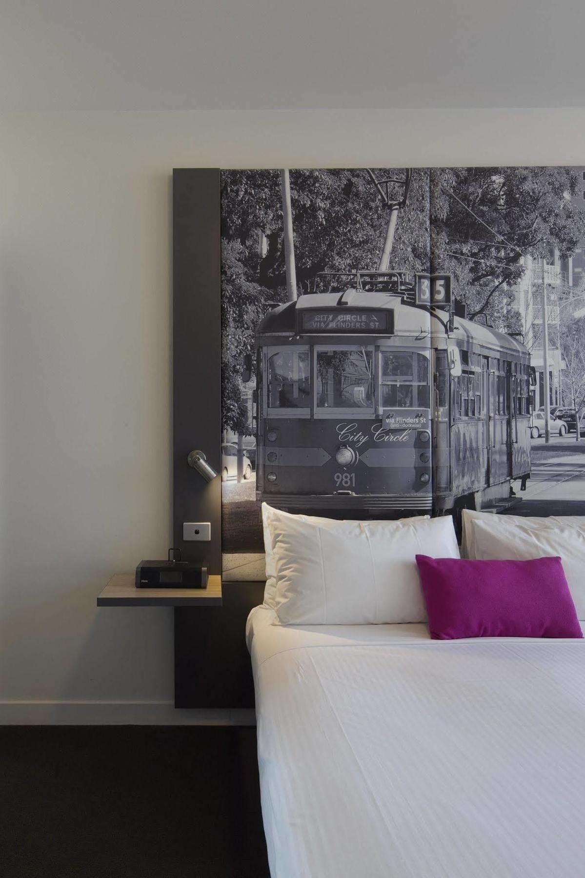 Mercure Therry Street 4* Melbourne