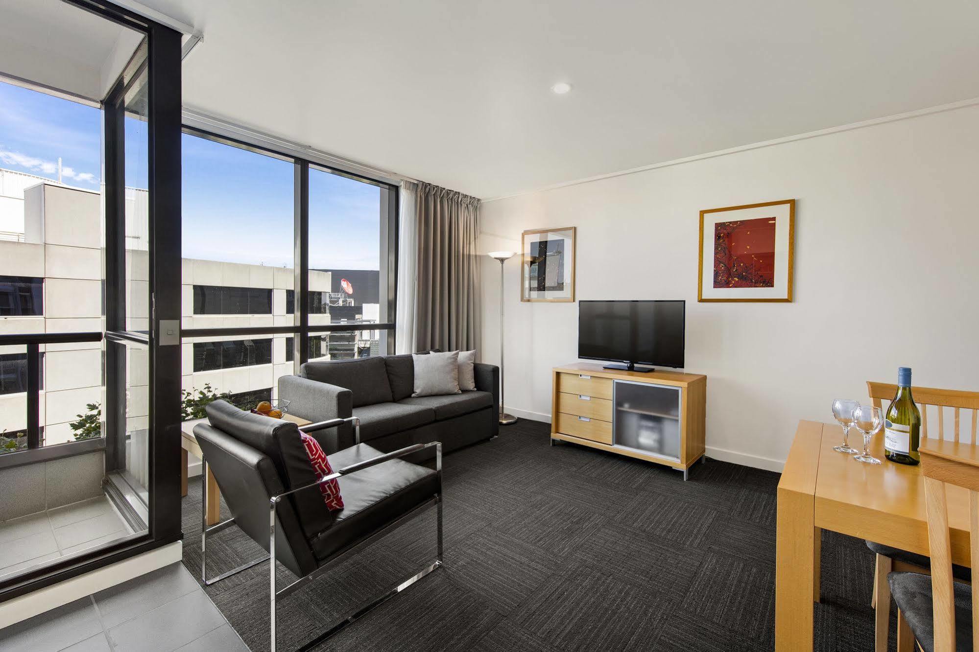Quest Southbank 4*