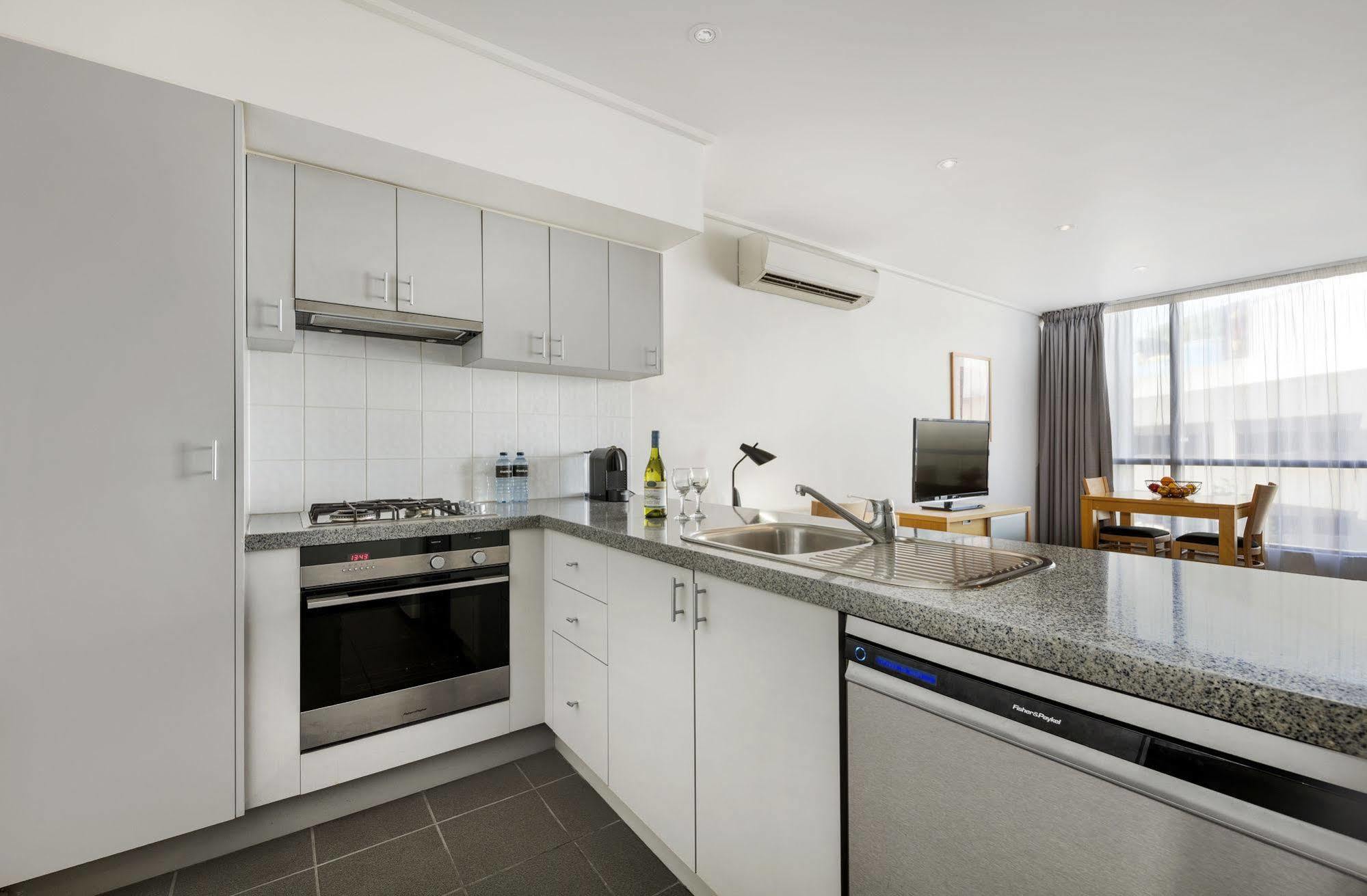 Quest Southbank 4* Melbourne