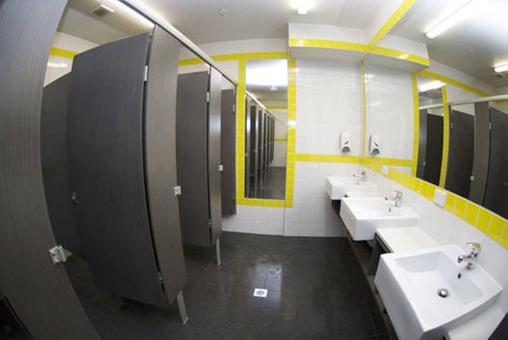 Bounce - Formerly Roamer 3* Melbourne