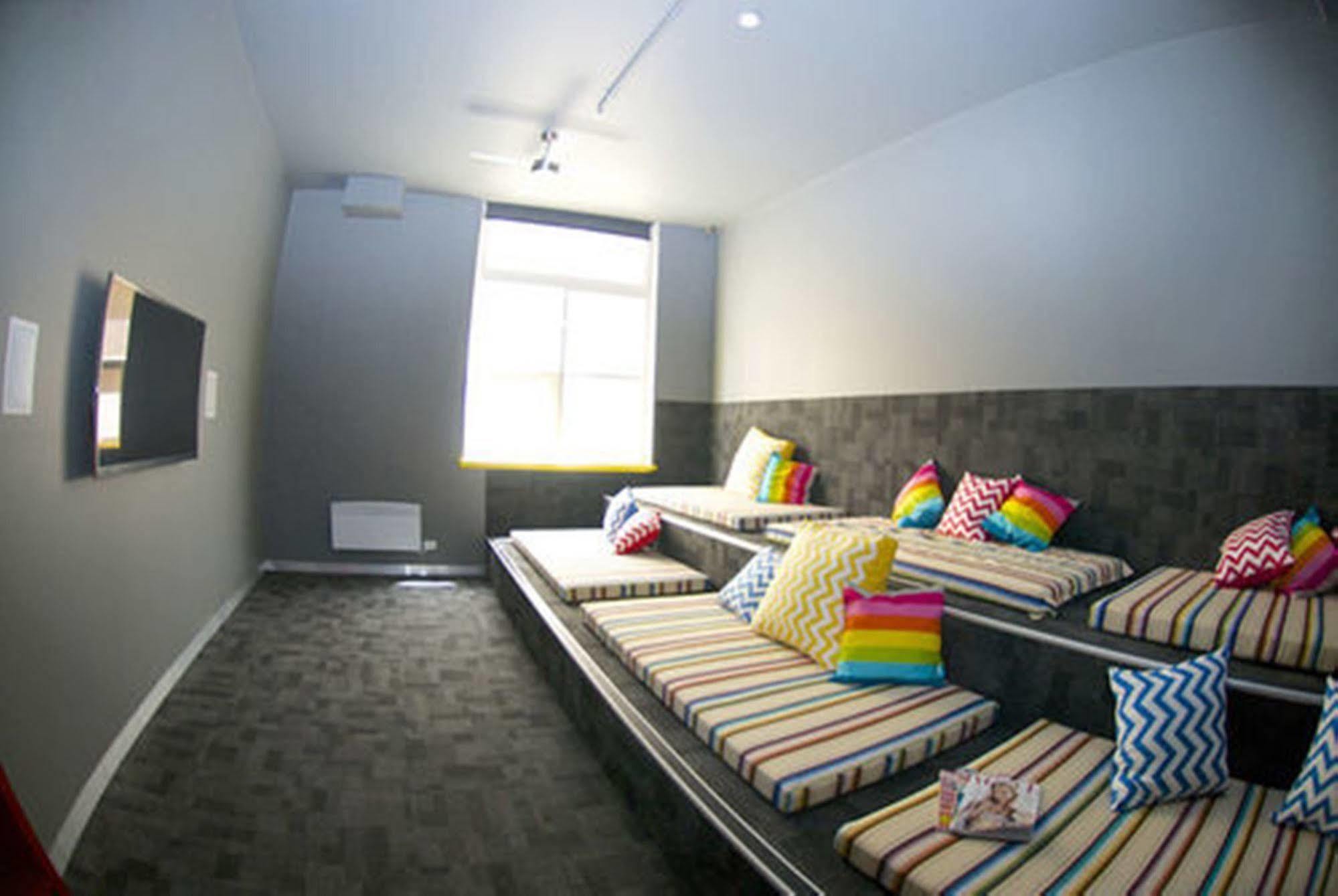Bounce - Formerly Roamer Hotel