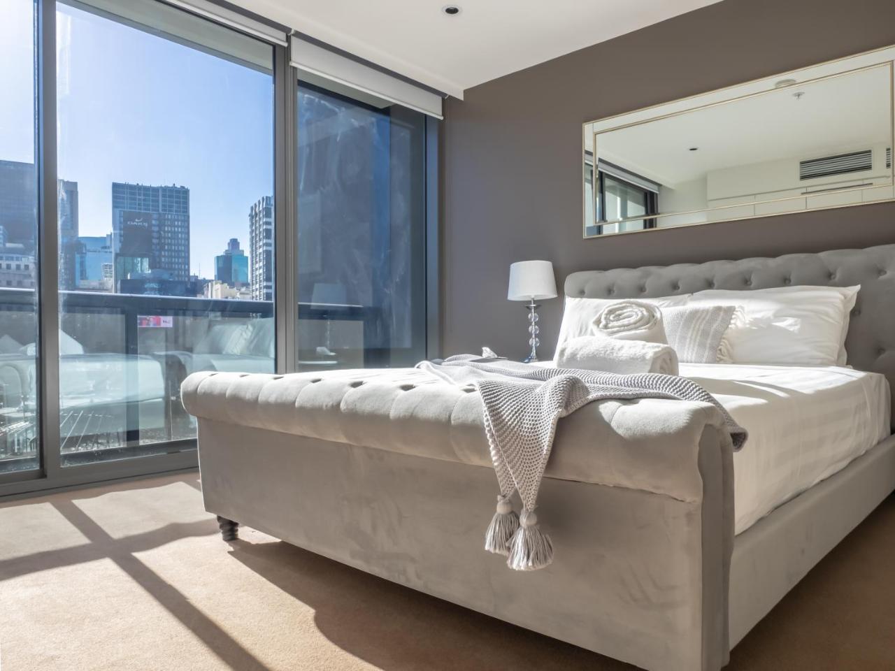 Sanctuary - Freshwater Place Melbourne