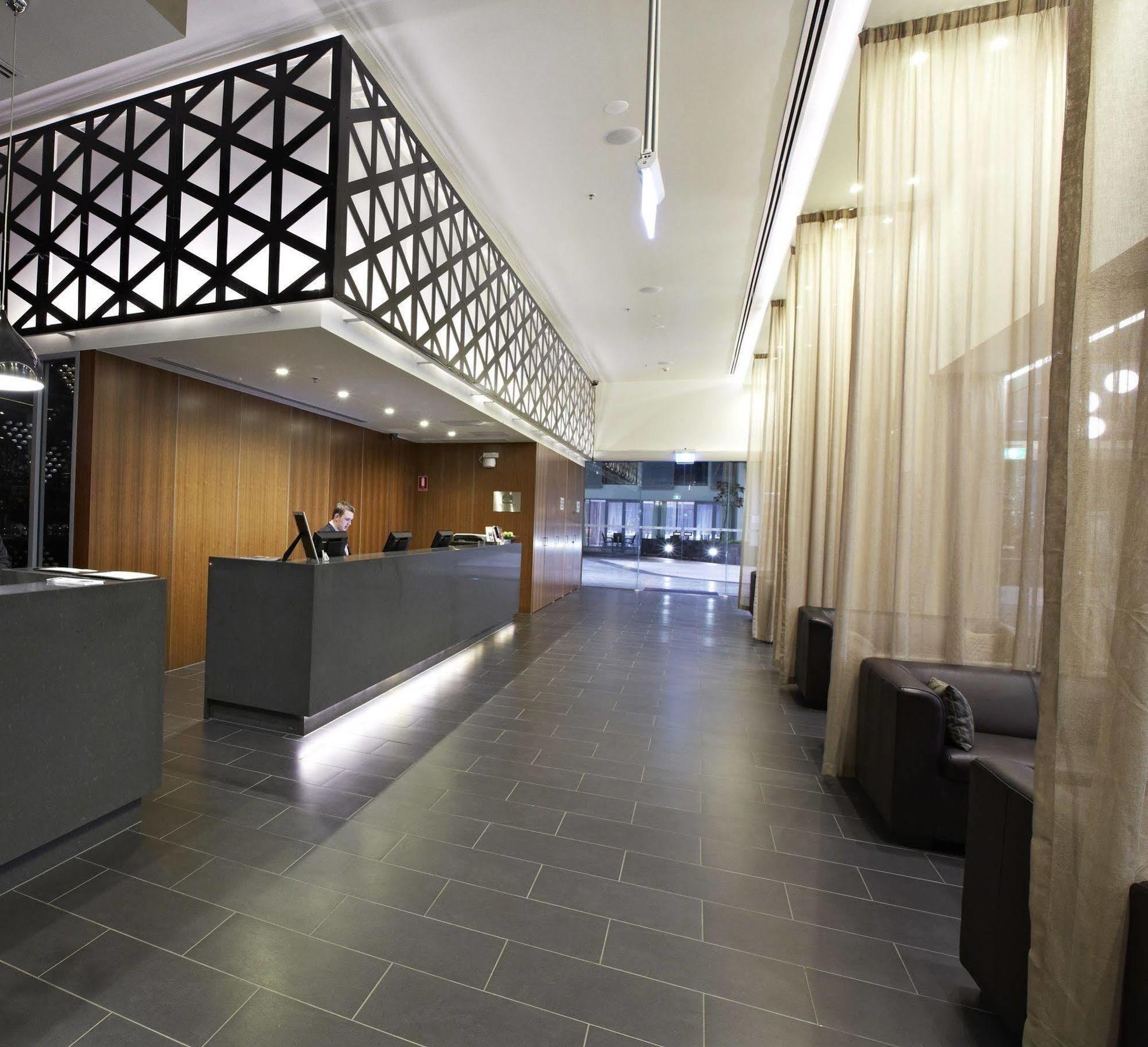 The Sebel Kew 4*