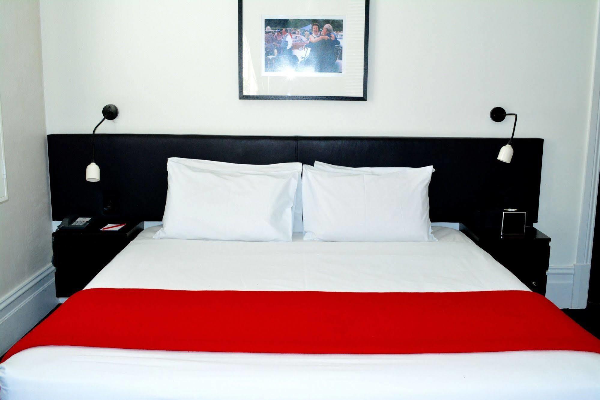 Hotel Middle Park 4*