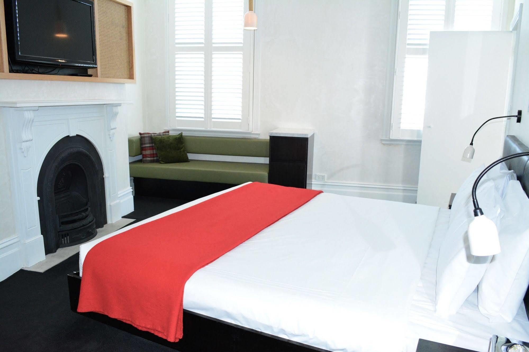 Middle Park Hotel 4*