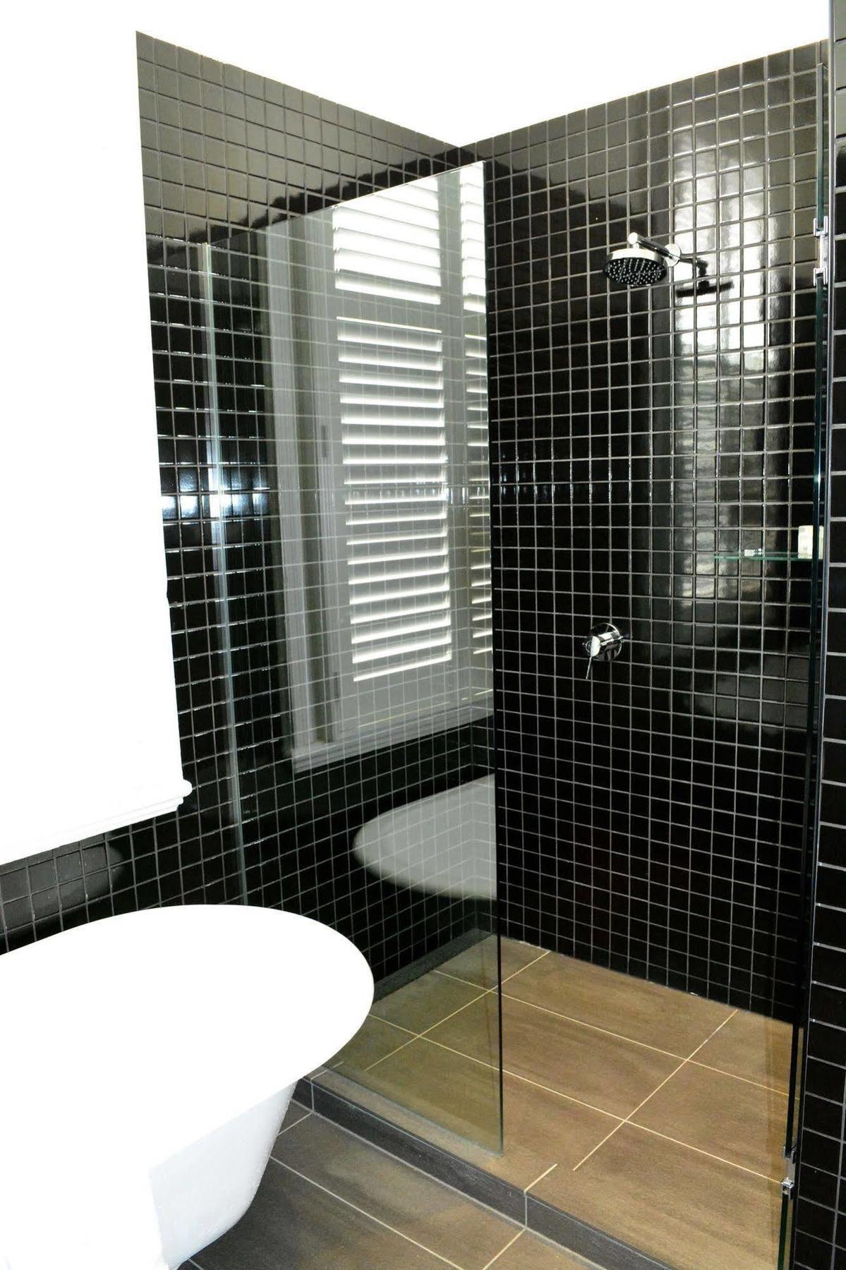 Middle Park Hotel 4*