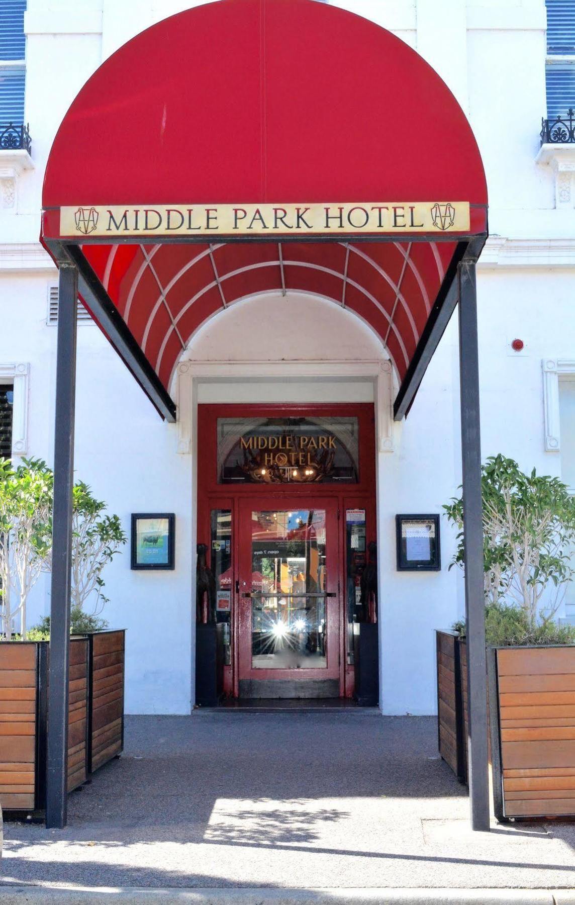 Hotel Middle Park 4*