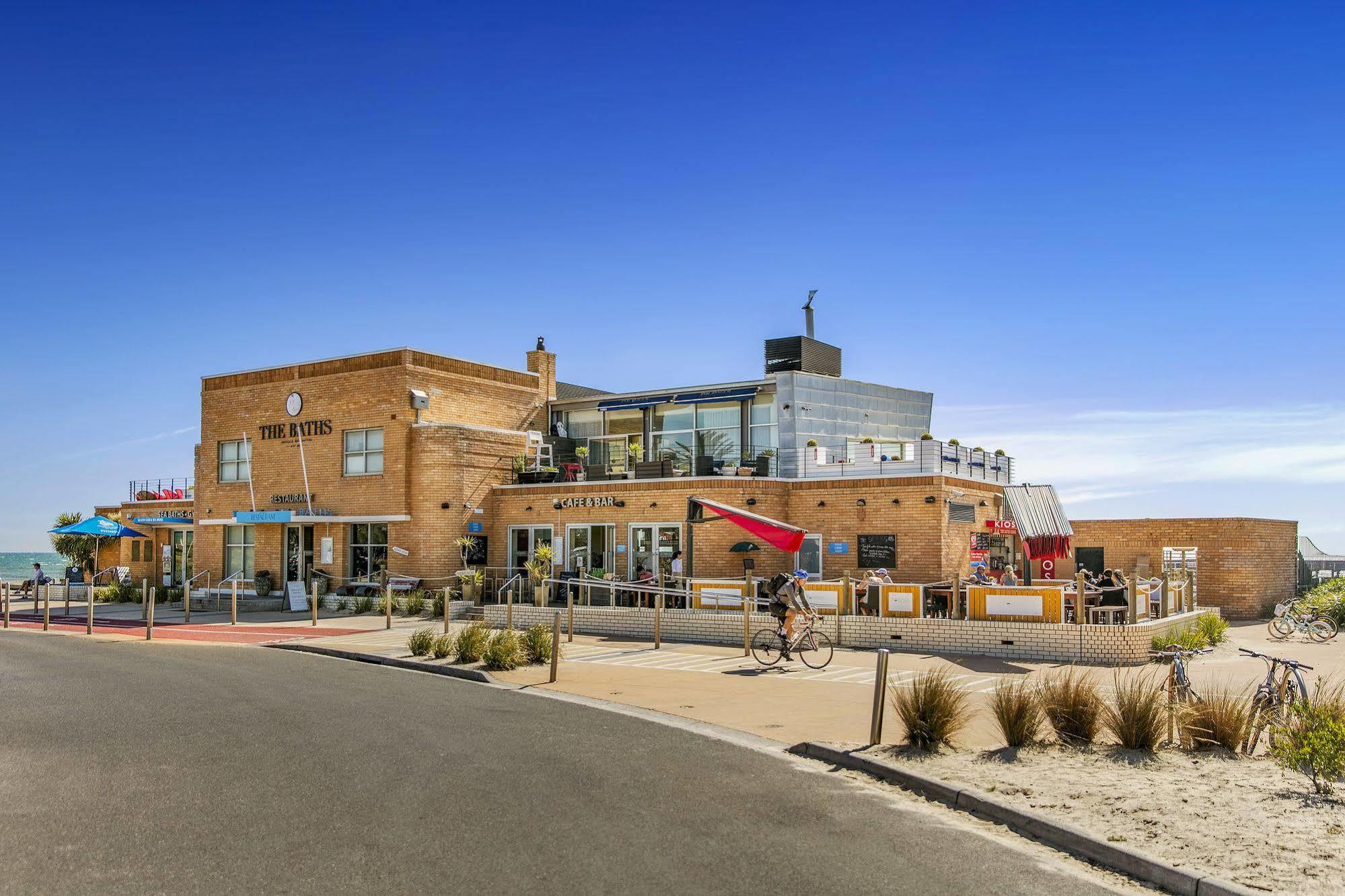 Quest Brighton On The Bay Aparthotel 3*