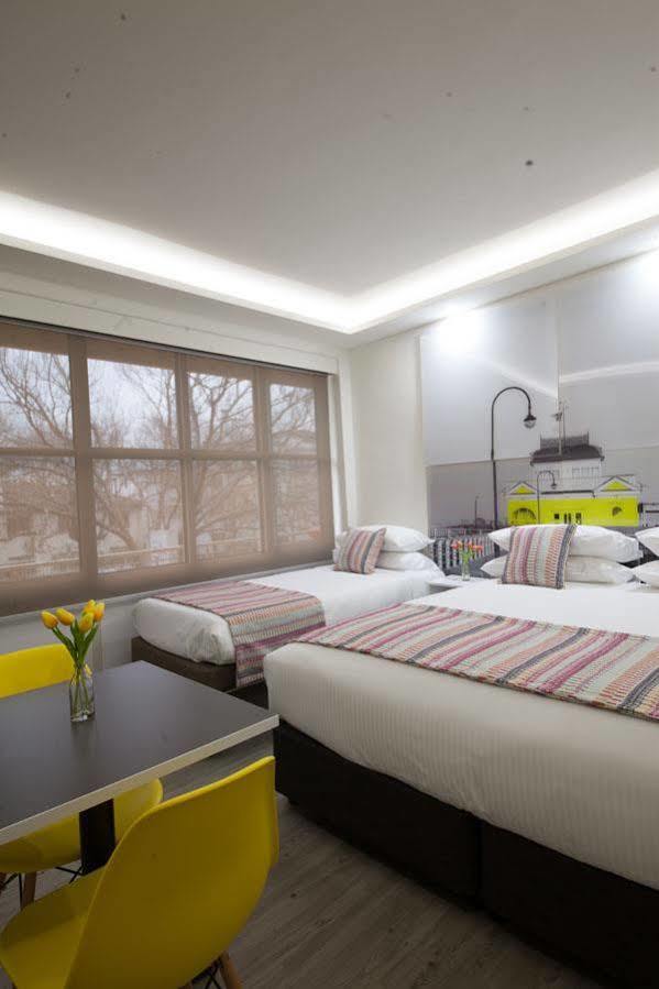 Easystay Studio Aparthotel