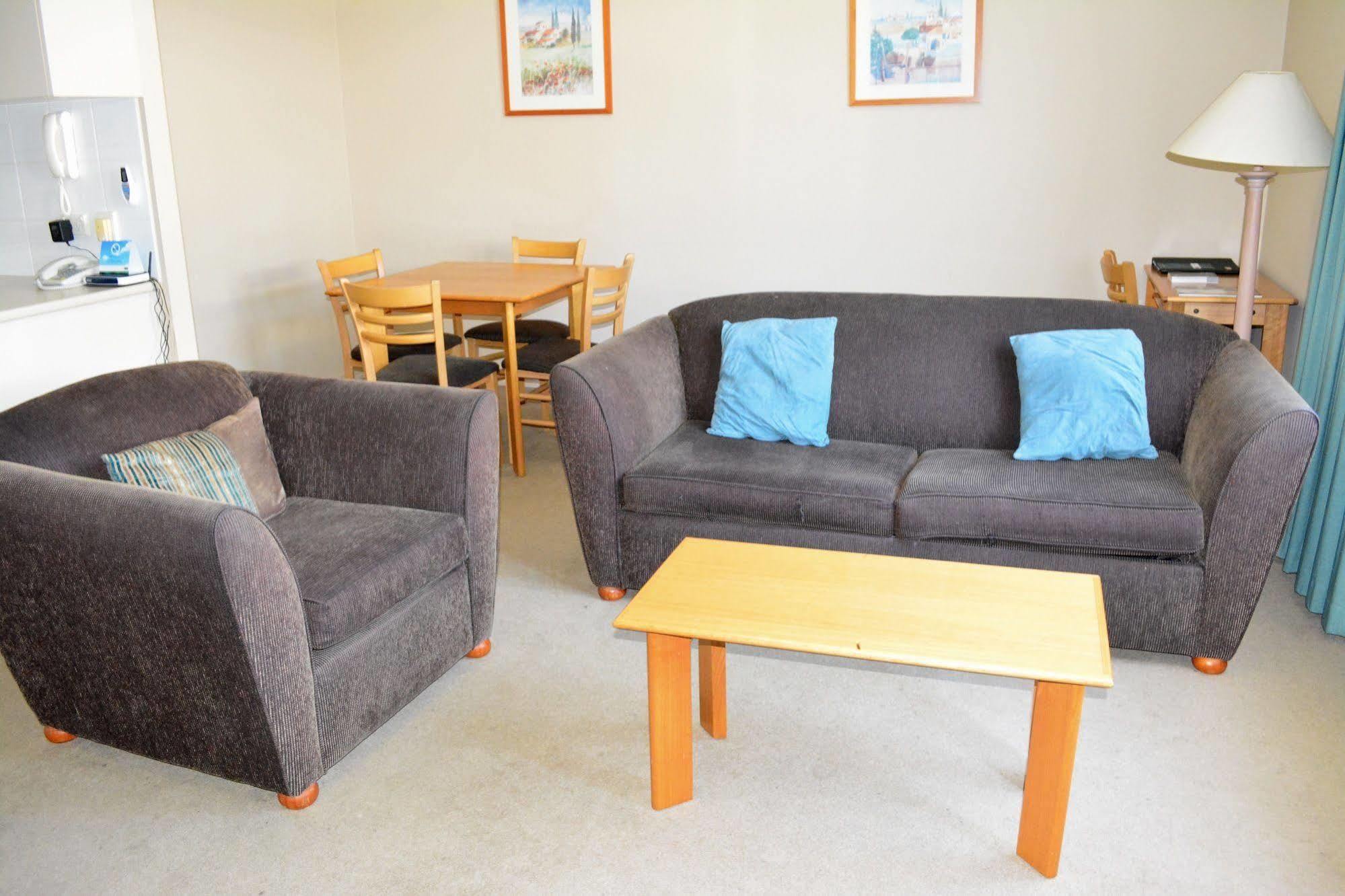 Punt Road Aparthotel 3*
