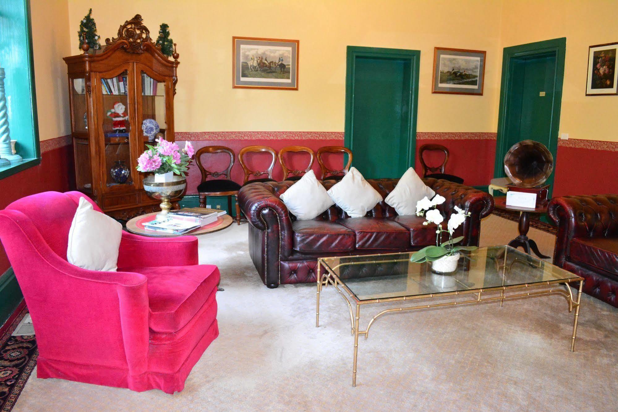 Toorak Manor 4*