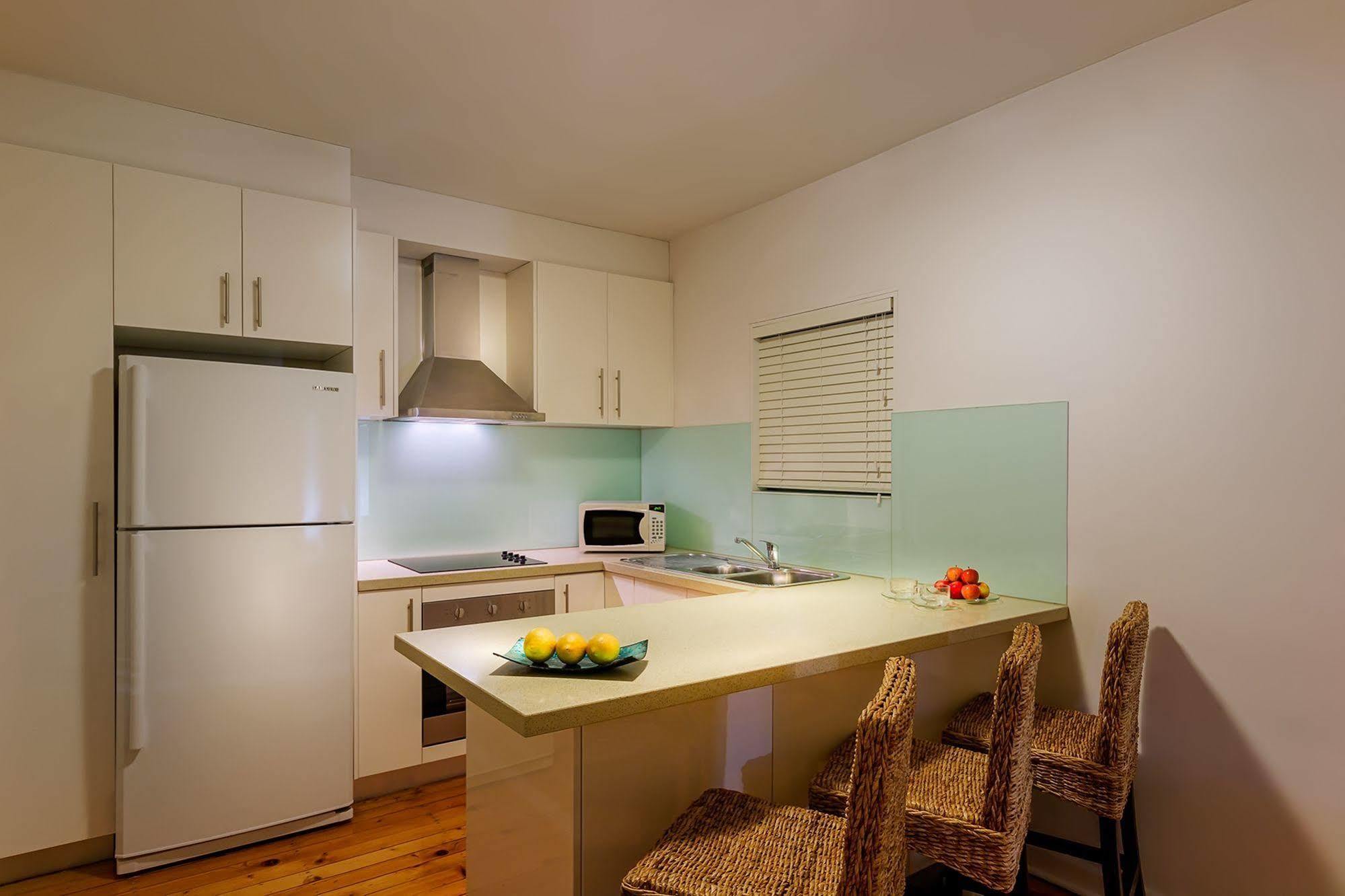 Crest On Barkly Serviced Aparthotel 3*