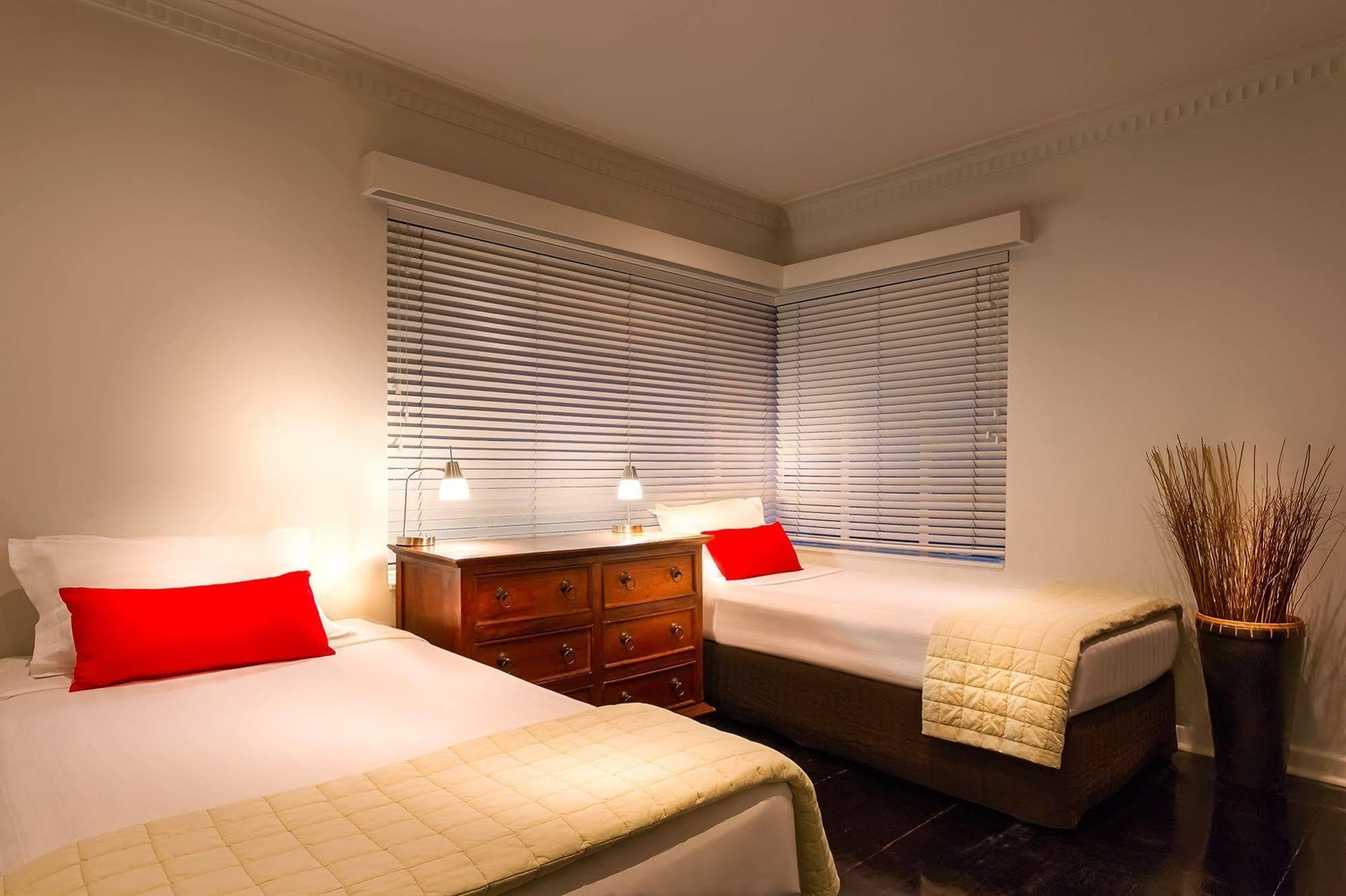 Aparthotel Crest On Barkly Serviced 3*