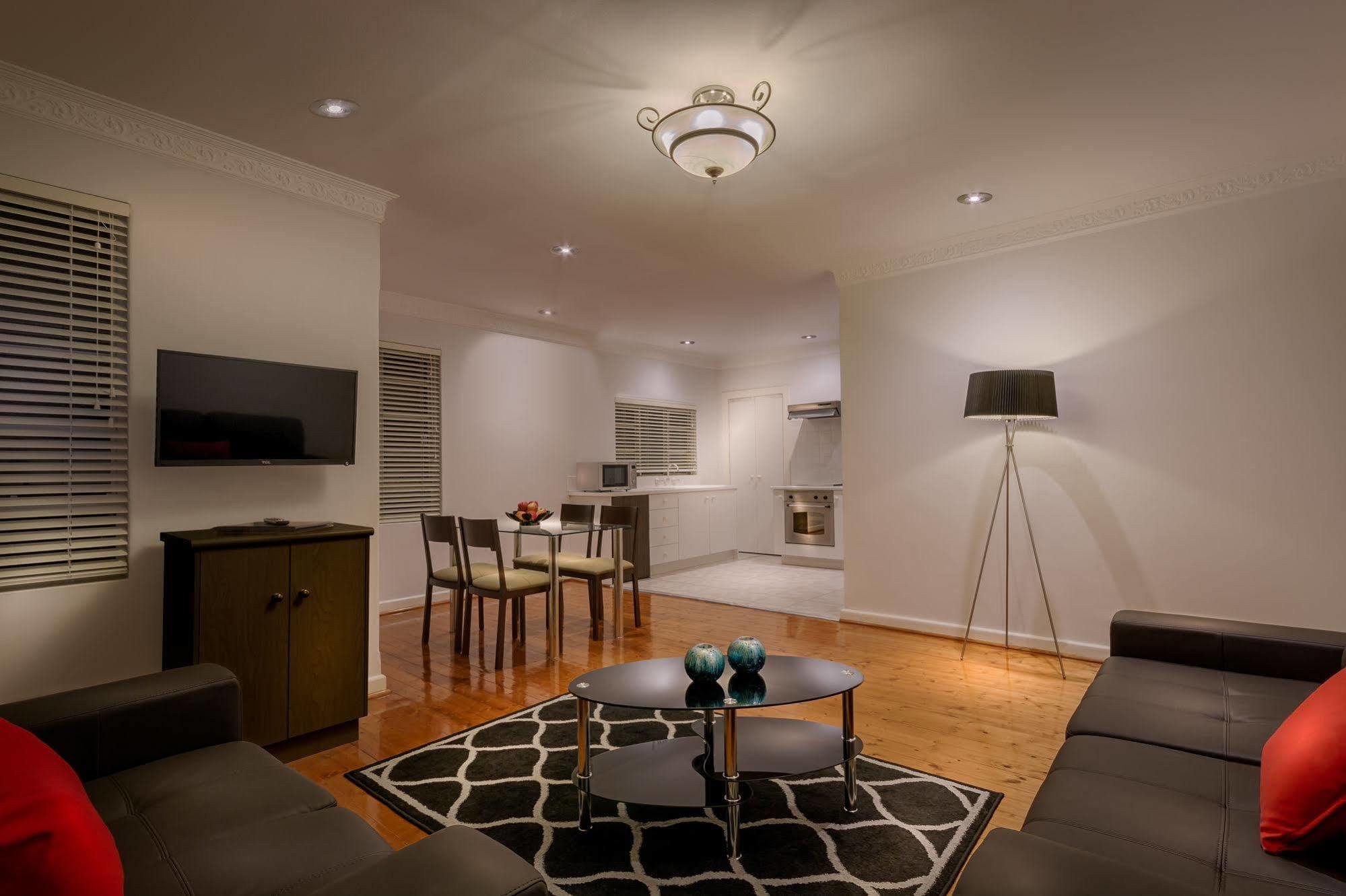 Aparthotel Crest On Barkly Serviced 3*