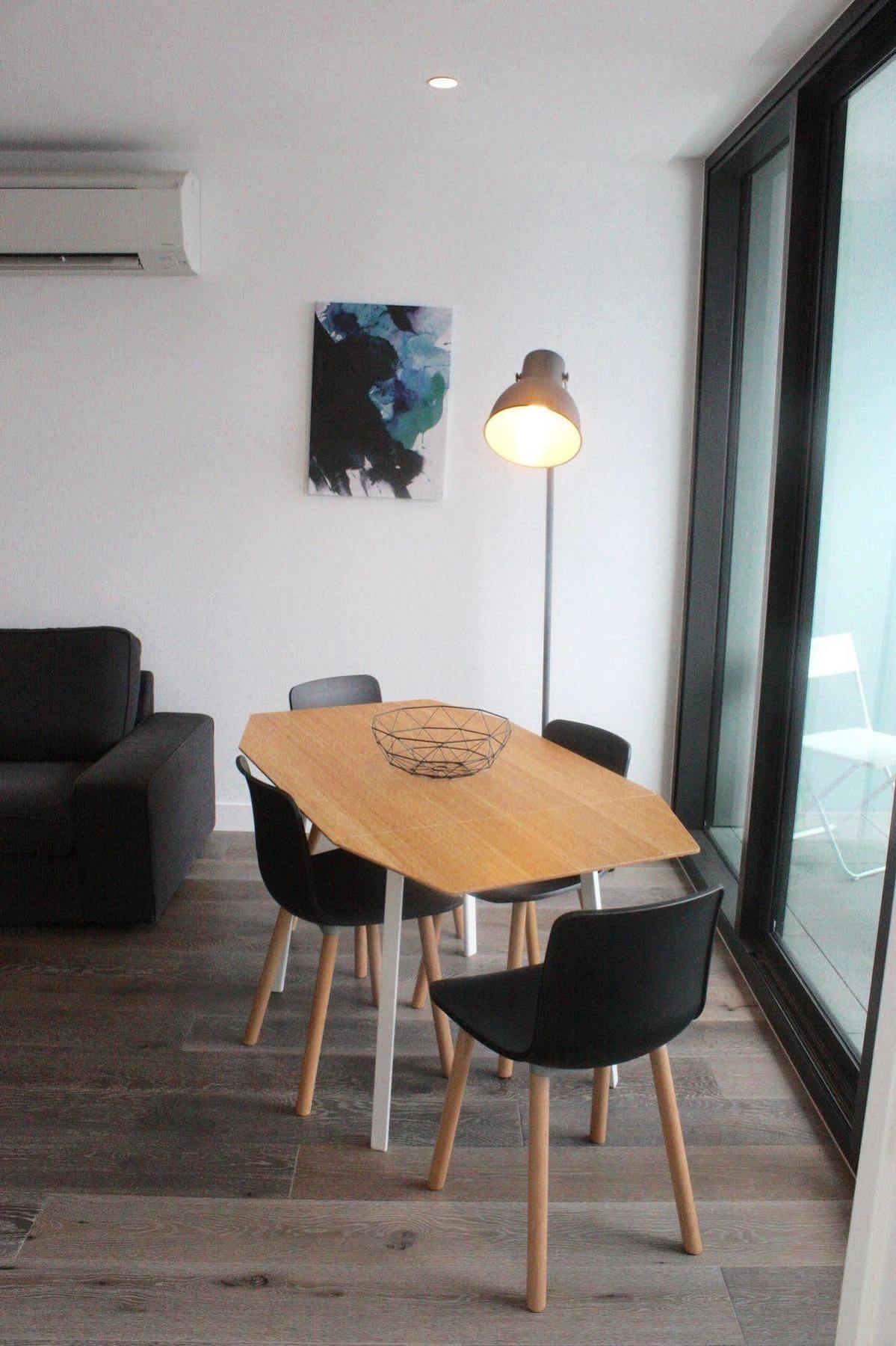 Domain - New Quay Docklands Apartment