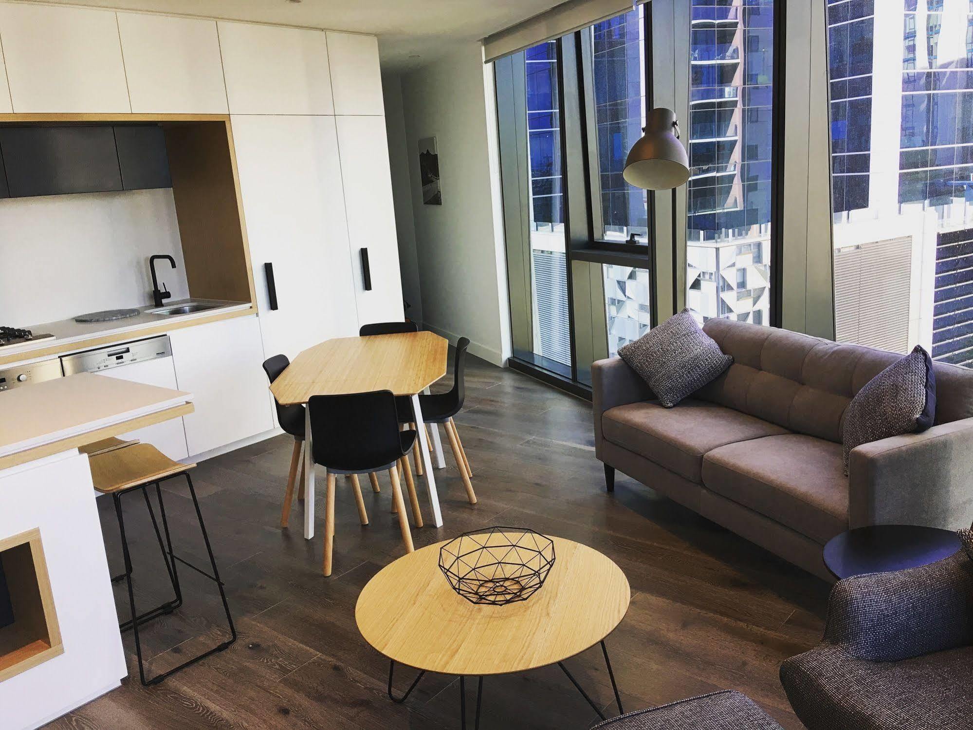 Domain - New Quay Docklands * Melbourne
