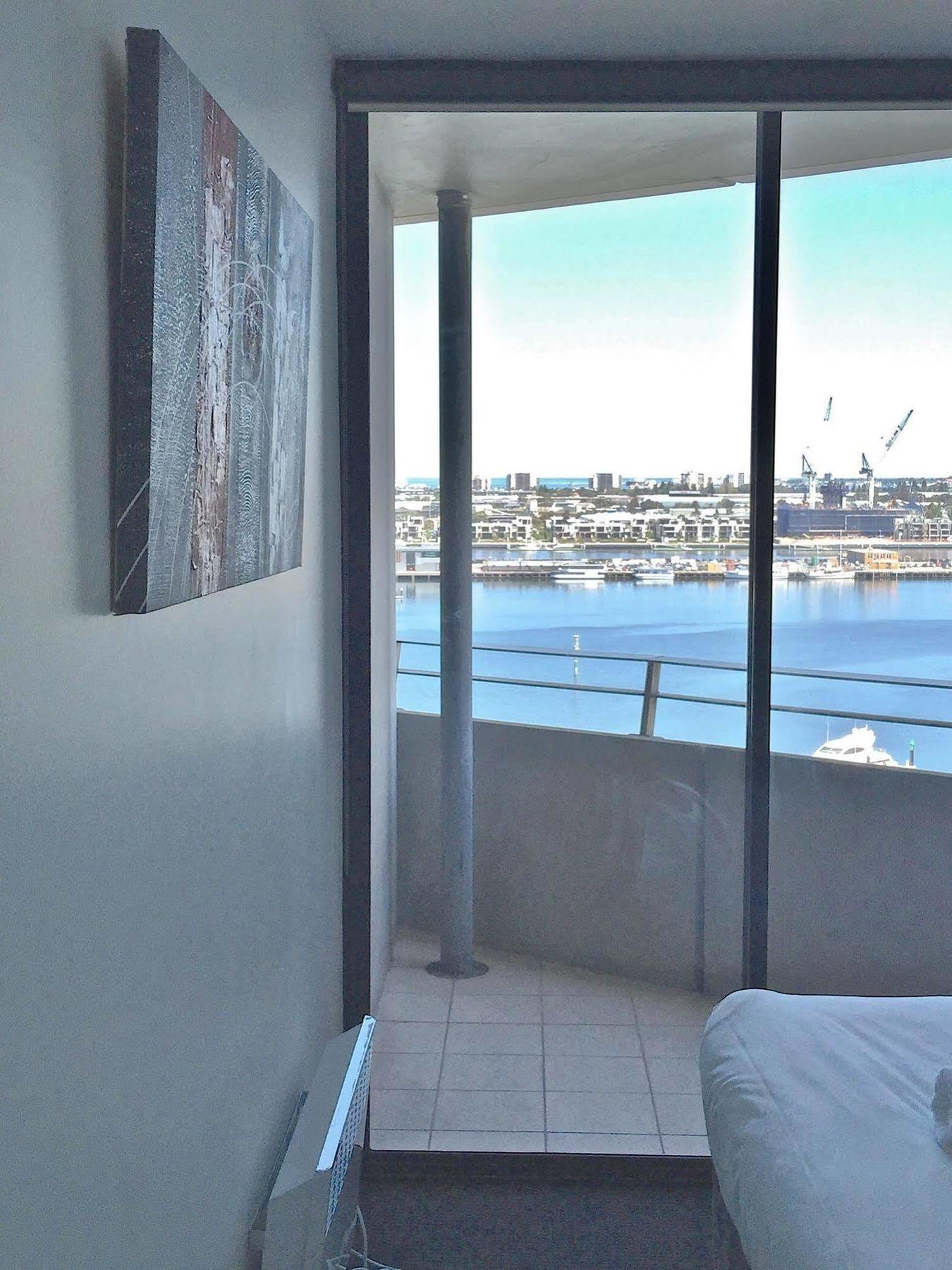 Apartment Domain - New Quay Docklands Melbourne