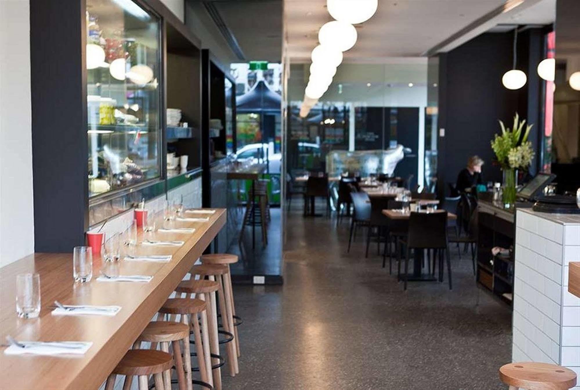 The Cullen - Art Series Melbourne