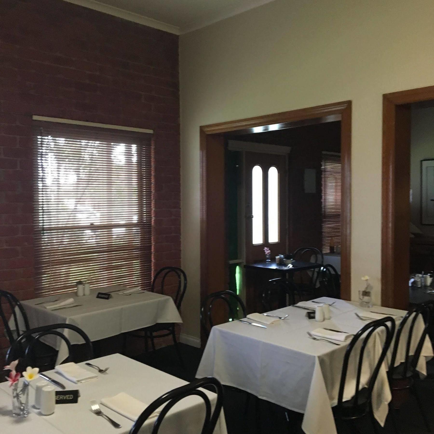 Footscray Motor And Serviced 3* Melbourne