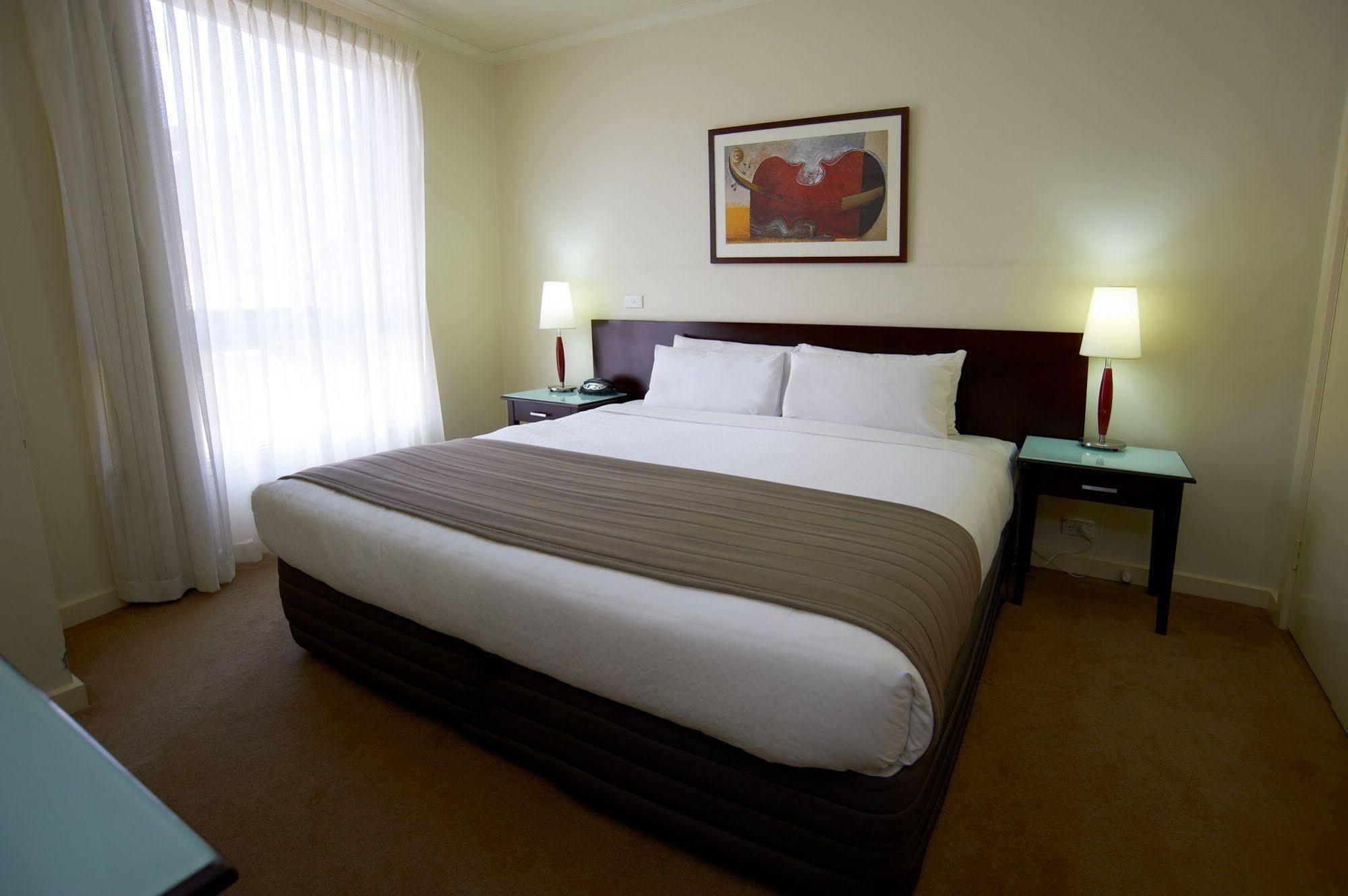 Comfort Royal Gardens 4* Melbourne