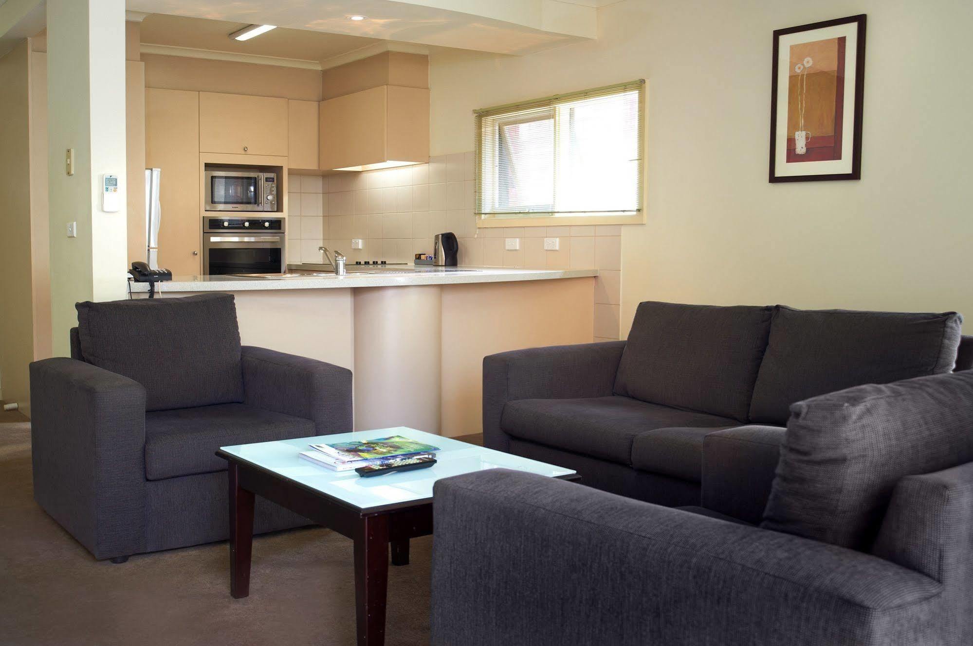 Comfort Royal Gardens Hotel
