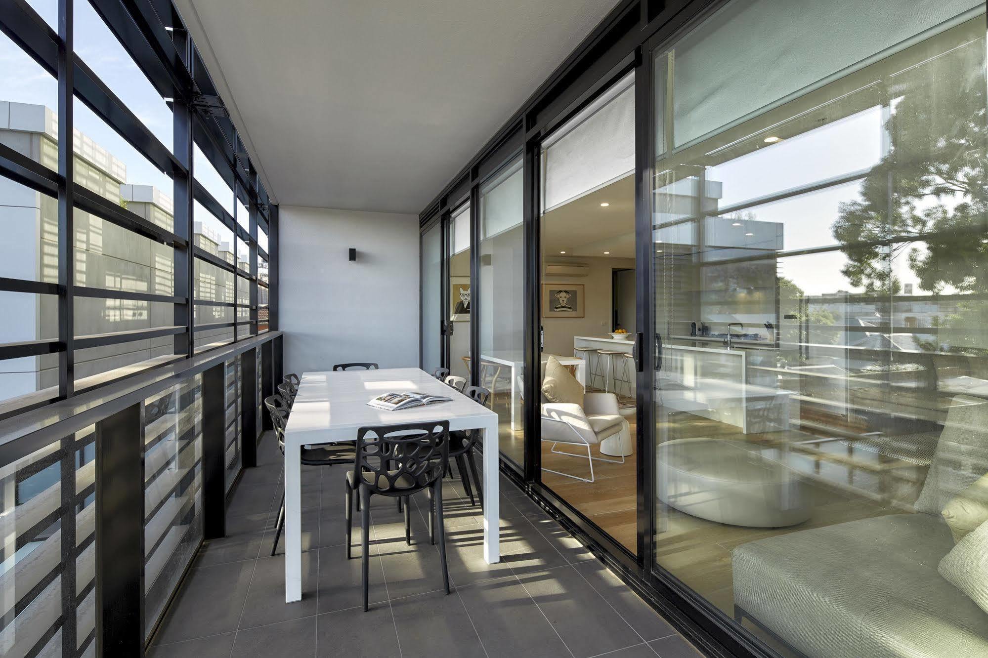 381 Cremorne 5*