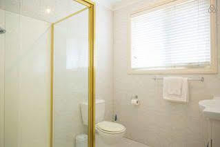 Melrose Place Hotel 3*