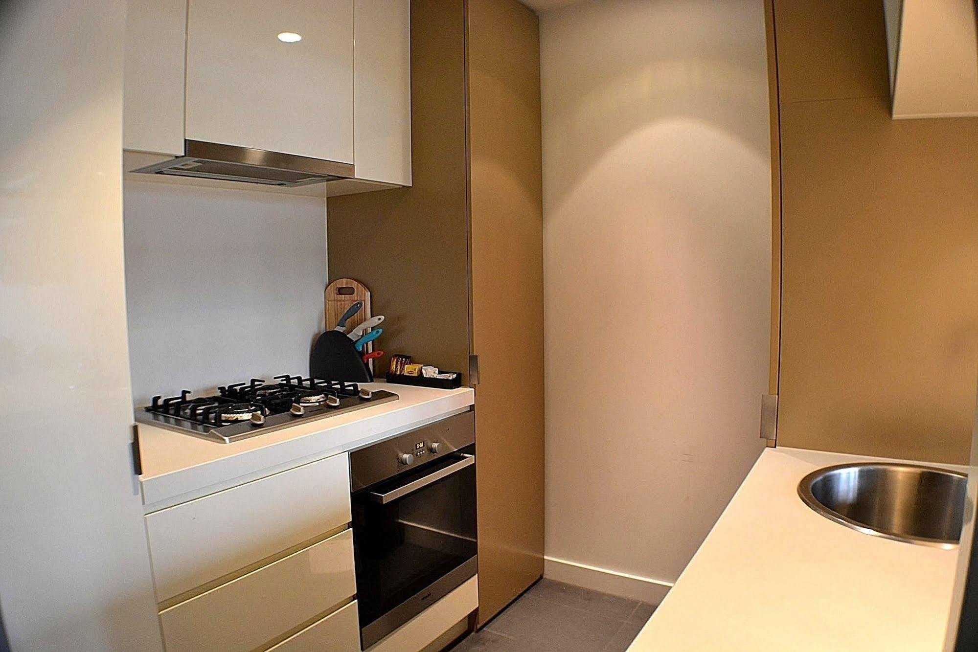 Royal Melbourne-cbd Aparthotel Melbourne