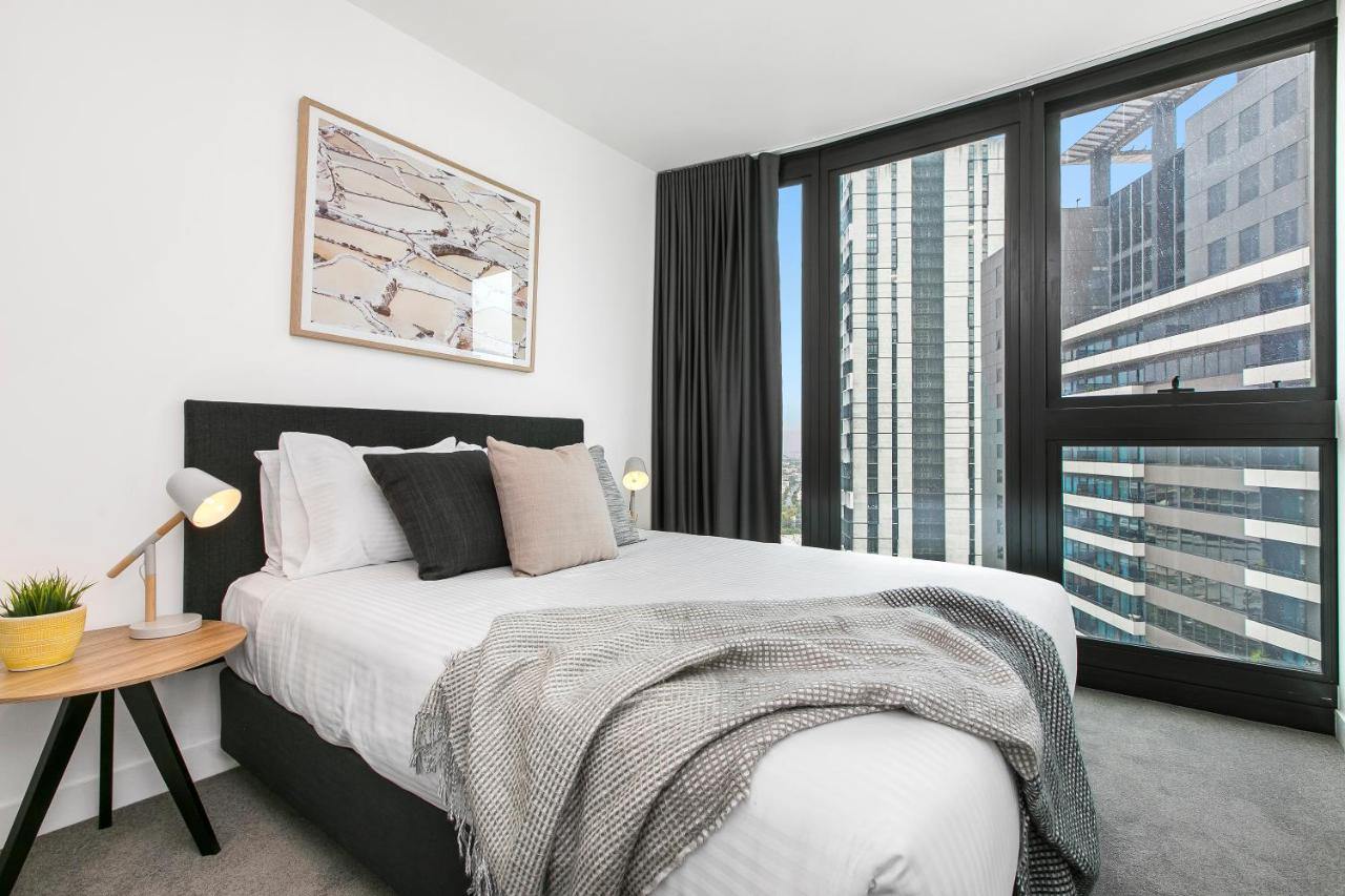 Complete Host Shadowplay * Melbourne