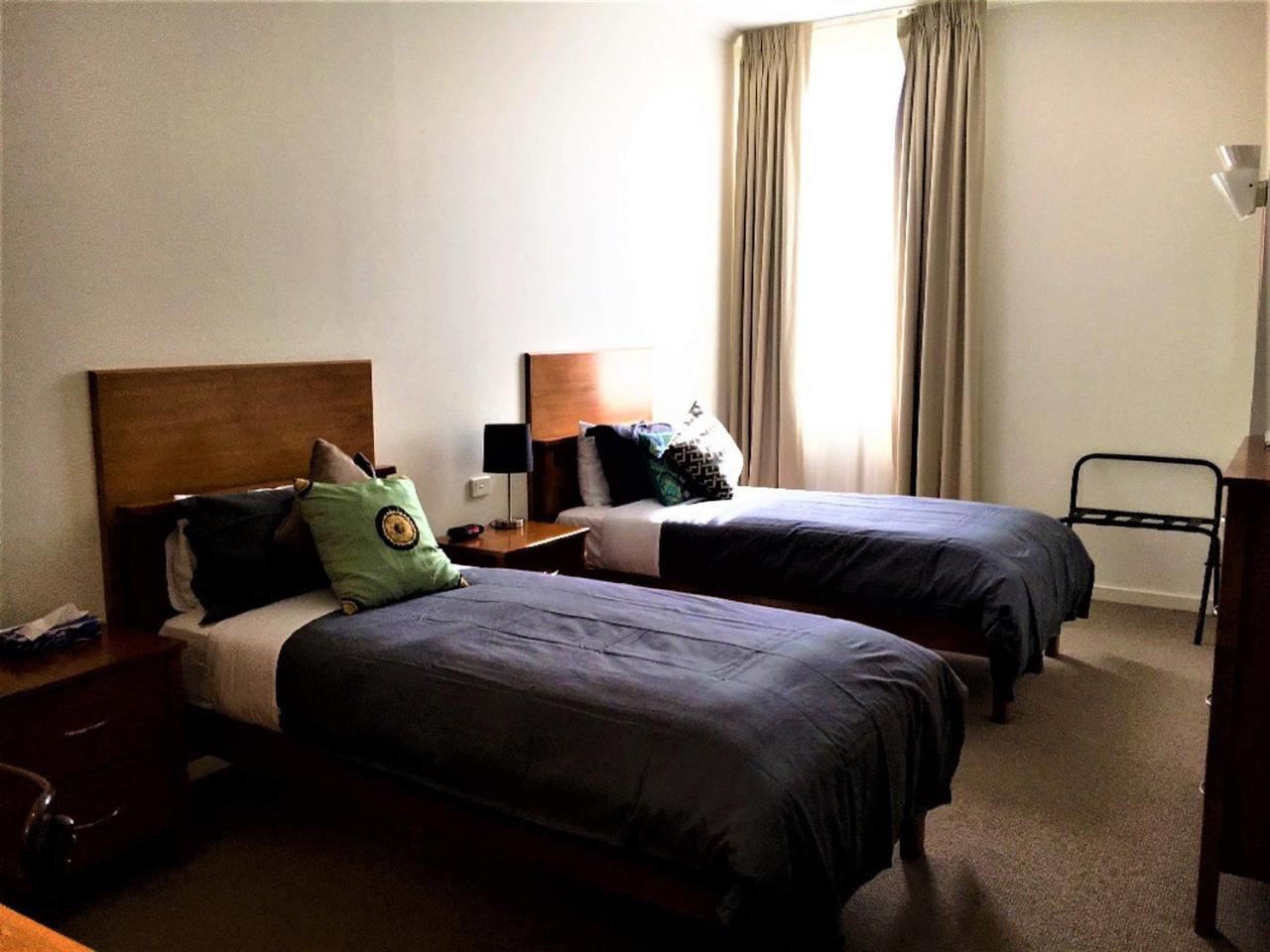 Plough Hotel 3*